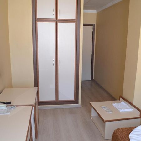 Ayvalik Palas Hotel Esterno foto