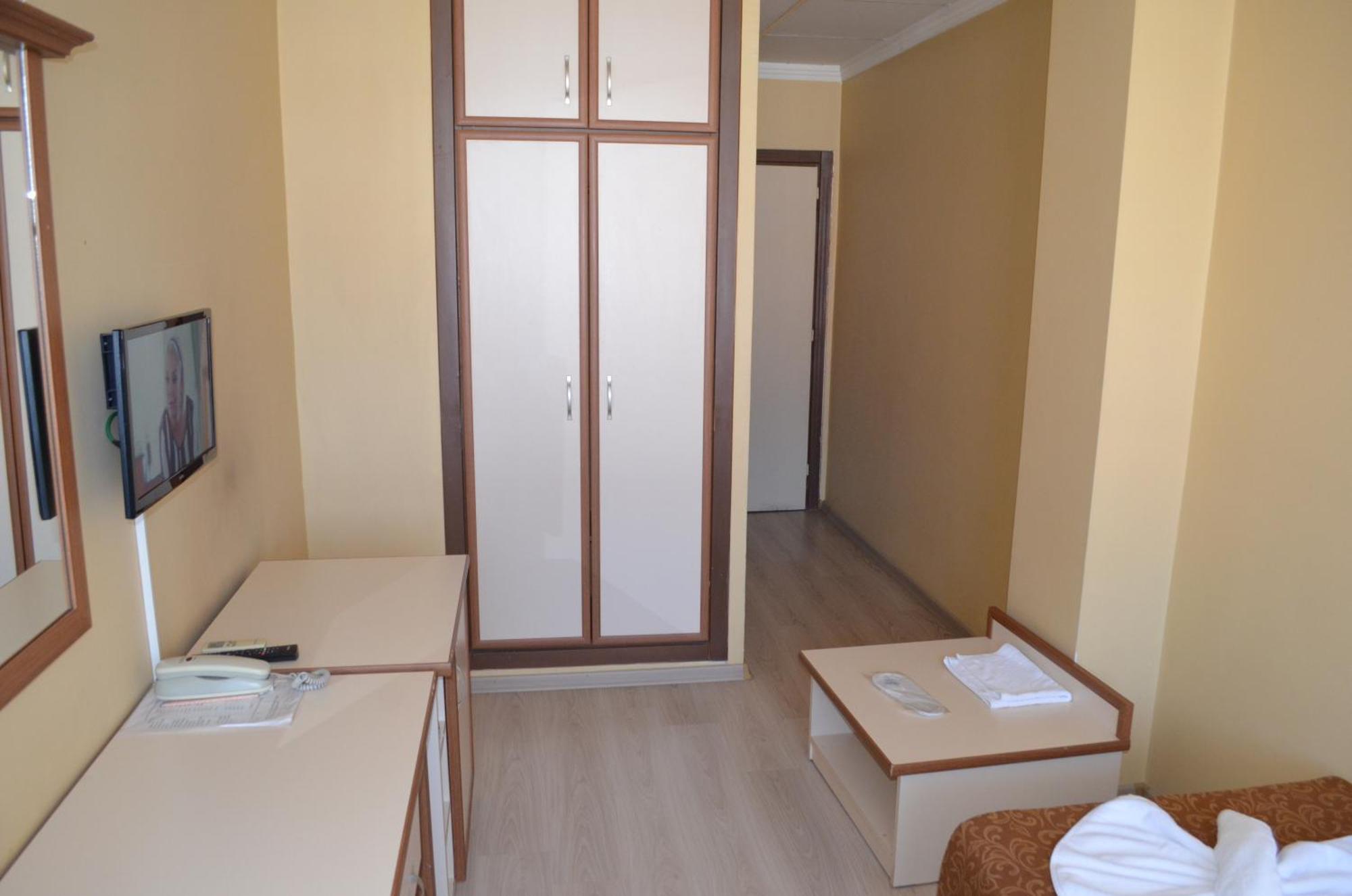 Ayvalik Palas Hotel Esterno foto